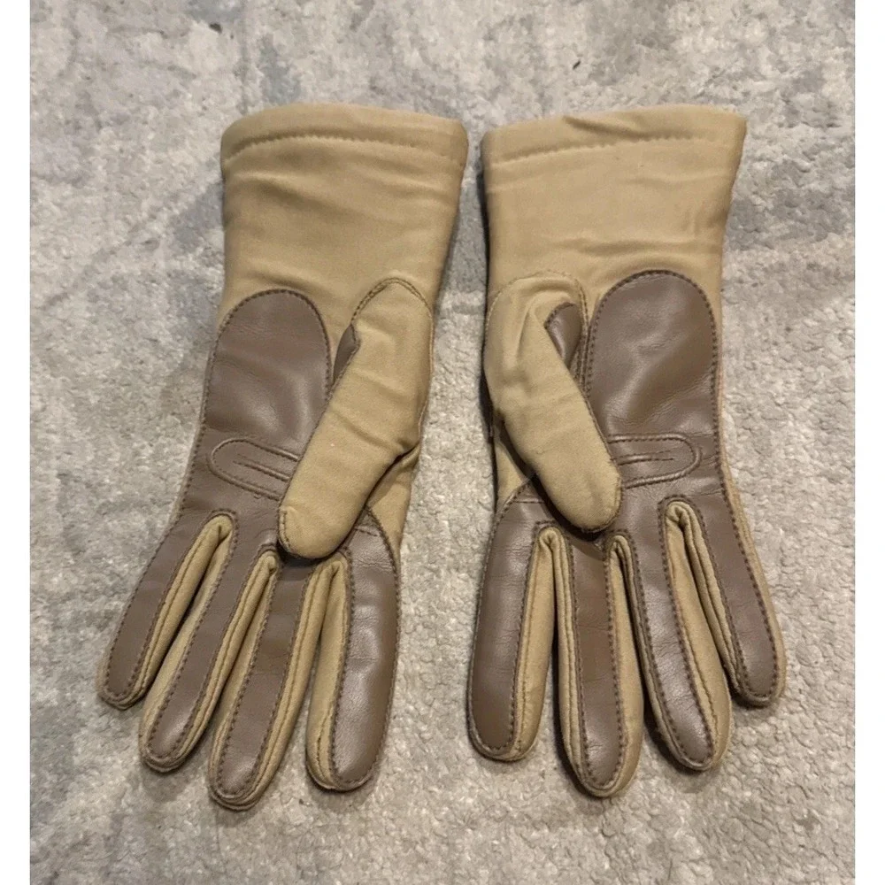 Vintage Sheer Energy Womens Beige lined driving gloves L'eggs  stretch One Size